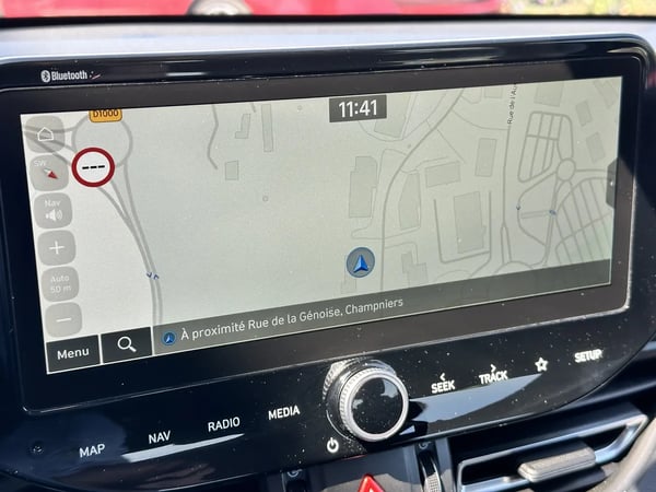 Photo de la voiture HYUNDAI i30 1.0 T-GDi 120 DCT-7 Hybrid 48V Creative