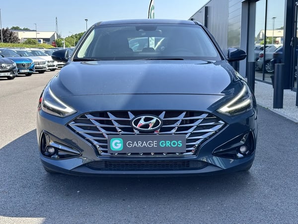 Photo de la voiture HYUNDAI i30 1.0 T-GDi 120 DCT-7 Hybrid 48V Creative
