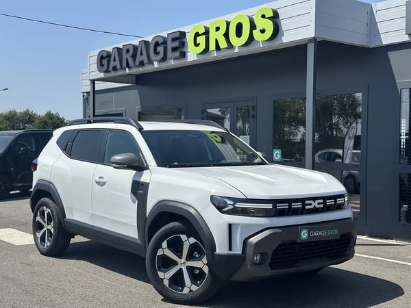Photo de présentation de la voiture DACIA DUSTER Mild Hybrid 130 Journey