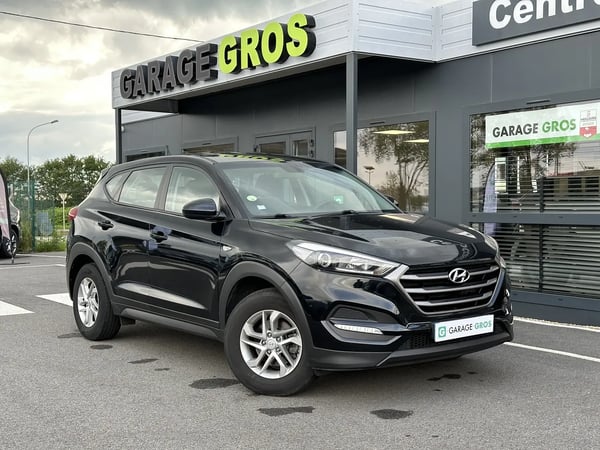 Photo de la voiture HYUNDAI TUCSON 1.7 CRDi 115 2WD Initia