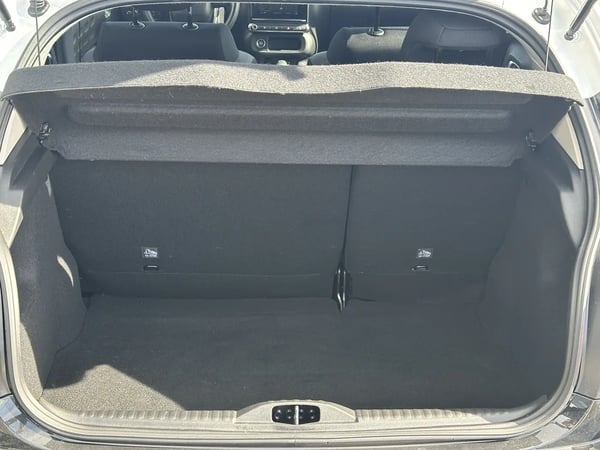 Photo de la voiture CITROEN C3 PureTech 110 S&S EAT6 Shine Pack