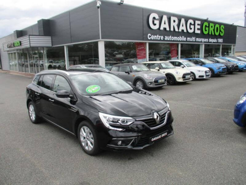 Photo de la voiture RENAULT MEGANE IV ESTATE TCe 140 EDC FAP Limited