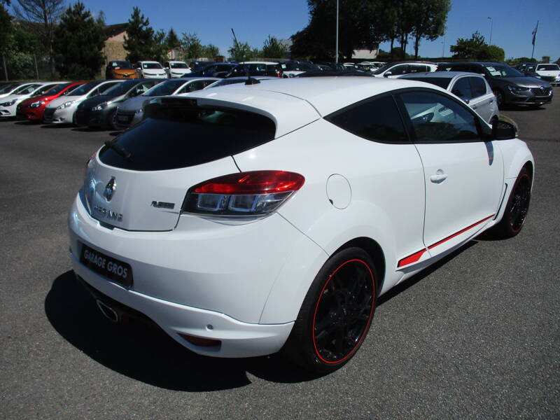 Photo de la voiture RENAULT MEGANE III COUPE  2.0 16V 265 RS S&S