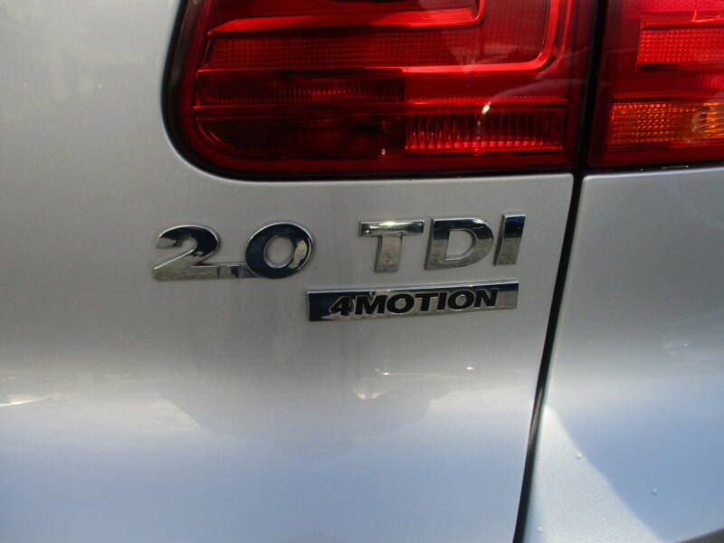 Photo de la voiture VOLKSWAGEN TIGUAN 2.0 TDI 140 FAP BlueMotion Technology Sportline 4Motion