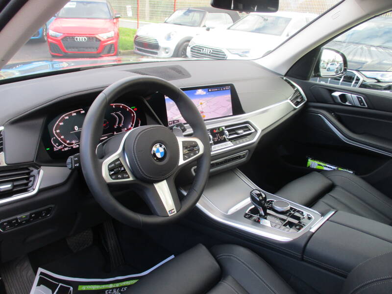 Photo de la voiture BMW X5 G05 xDrive30d 265 ch BVA8 xLine