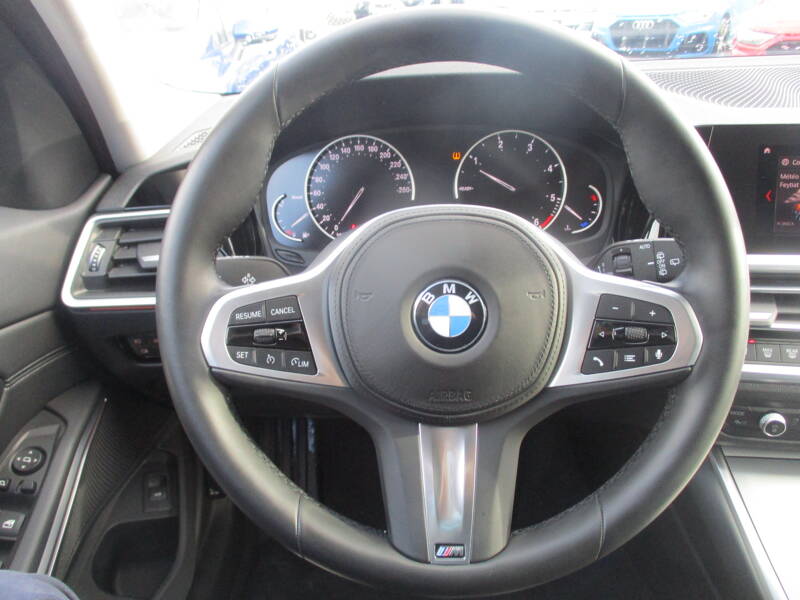 Photo de la voiture BMW SERIE 3 TOURING G21 Touring 320d xDrive 190 ch BVA8 Edition Sport