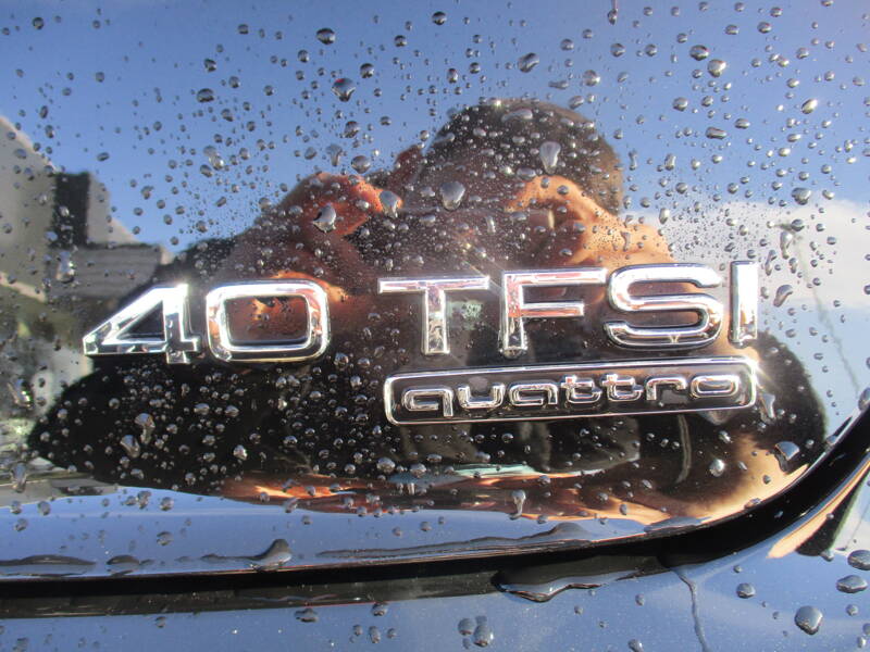 Photo de la voiture AUDI A3 SPORTBACK 40 TFSI 190 S tronic 7 Quattro Sport