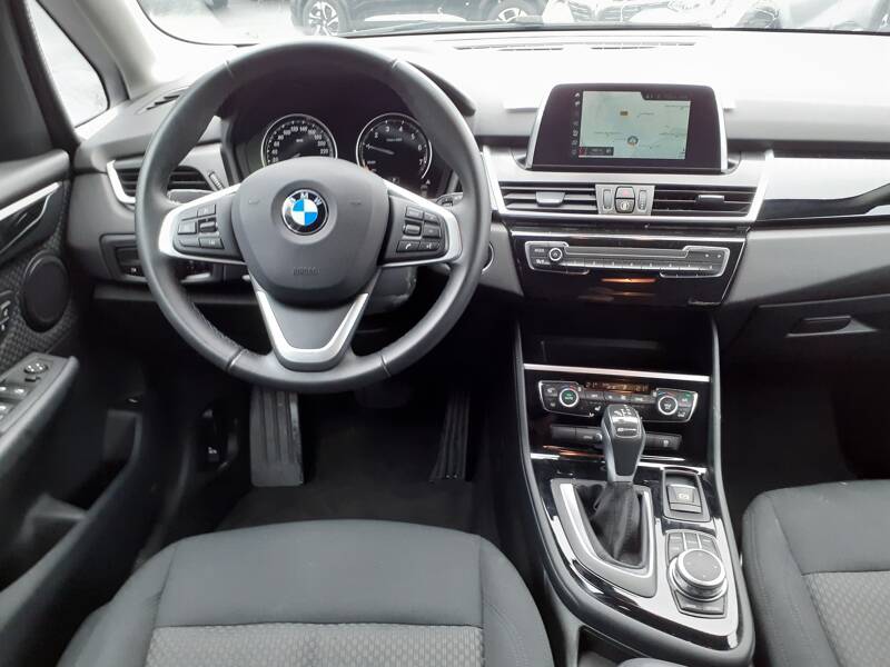 Photo de la voiture BMW SERIE 2 ACTIVE TOURER F45 LCI Active Tourer 225xe iPerformance 224 ch BVA6 Lounge
