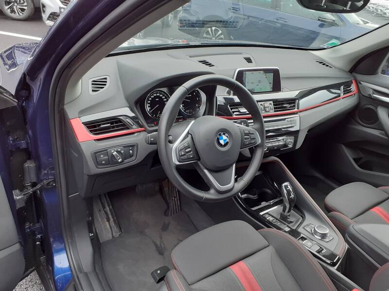 Photo de la voiture BMW X1 F48 xDrive 20d 190 ch BVA8 Sport