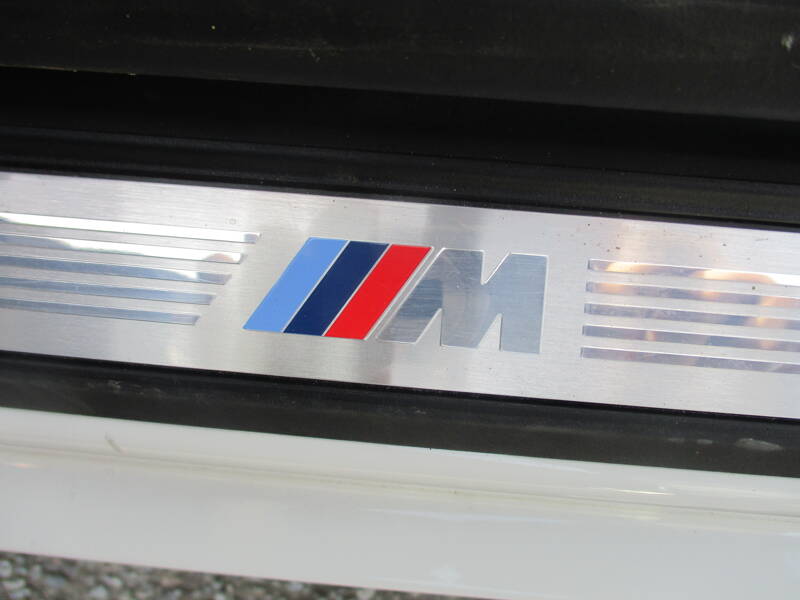 Photo de la voiture BMW SERIE 2 CABRIOLET F23 LCI2 Cabriolet 218d 150 ch BVA8 M Sport