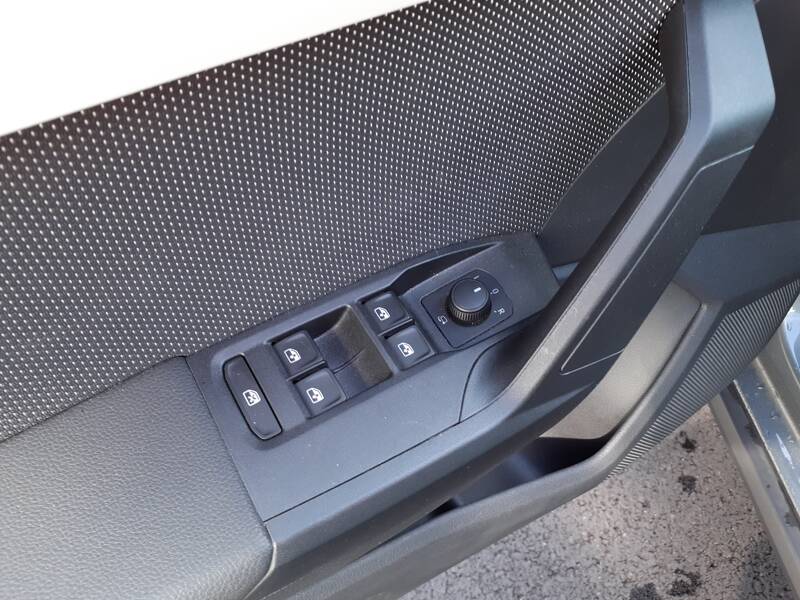 Photo de la voiture SEAT ARONA 1.0 EcoTSI 115 ch Start/Stop DSG7 Xcellence