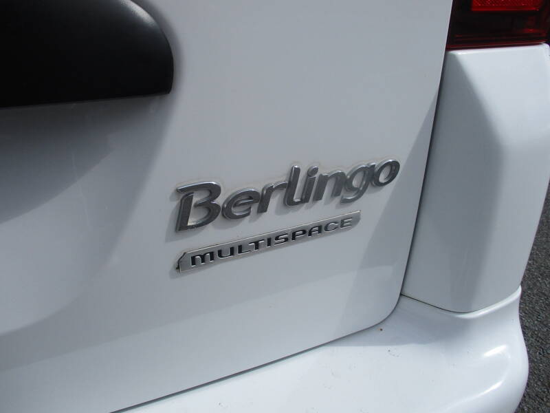 Photo de la voiture CITROEN BERLINGO MULTISPACE BlueHDi 100 BVM5 Feel
