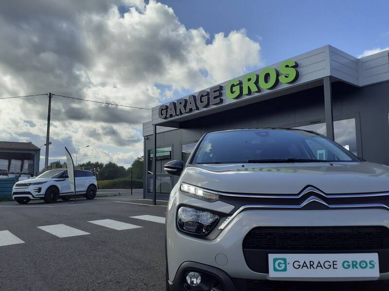 Photo de la voiture CITROEN C3 PureTech 110 S&S EAT6 Shine Pack