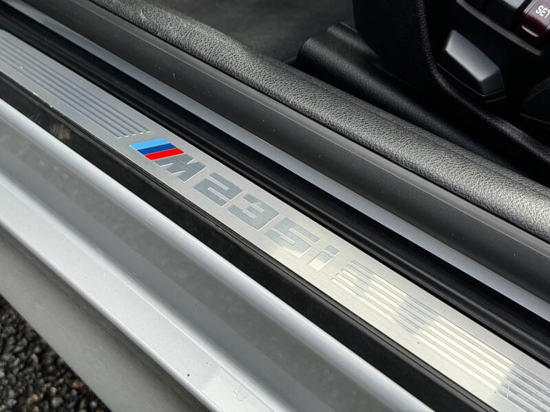 Photo de la voiture BMW SERIE 2 CABRIOLET F23 Cabriolet M235i 326 ch A
