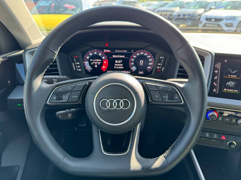 Photo de la voiture AUDI A1 SPORTBACK 25 TFSI 95 ch BVM5 S Line