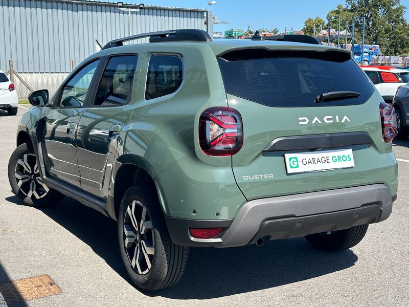 Photo de la voiture DACIA DUSTER TCe 150 4x2 EDC Journey