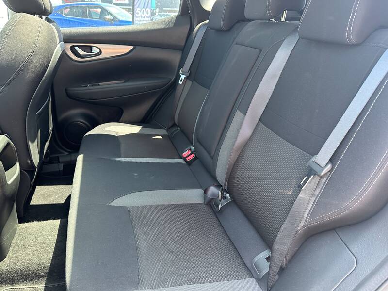 Photo de la voiture NISSAN QASHQAI 1.5 dCi 115 N-Connecta