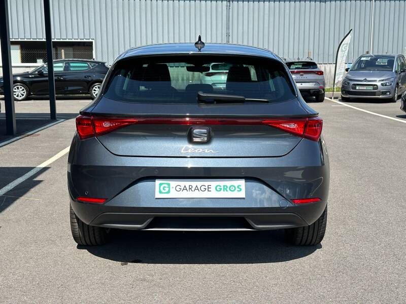 Photo de la voiture SEAT LEON 1.5 eTSI 150 DSG7 Speciale Edition