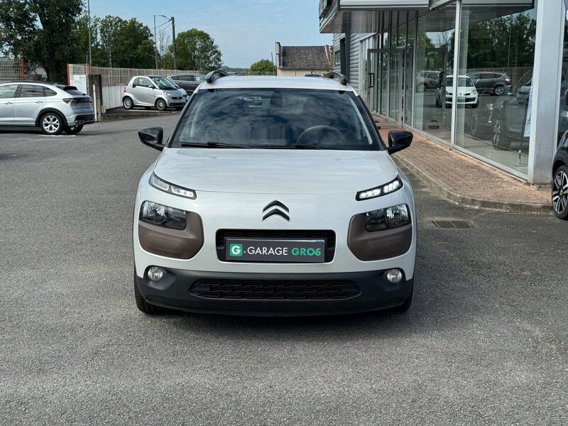 Photo de la voiture CITROEN C4 CACTUS PureTech 110 S&S Shine