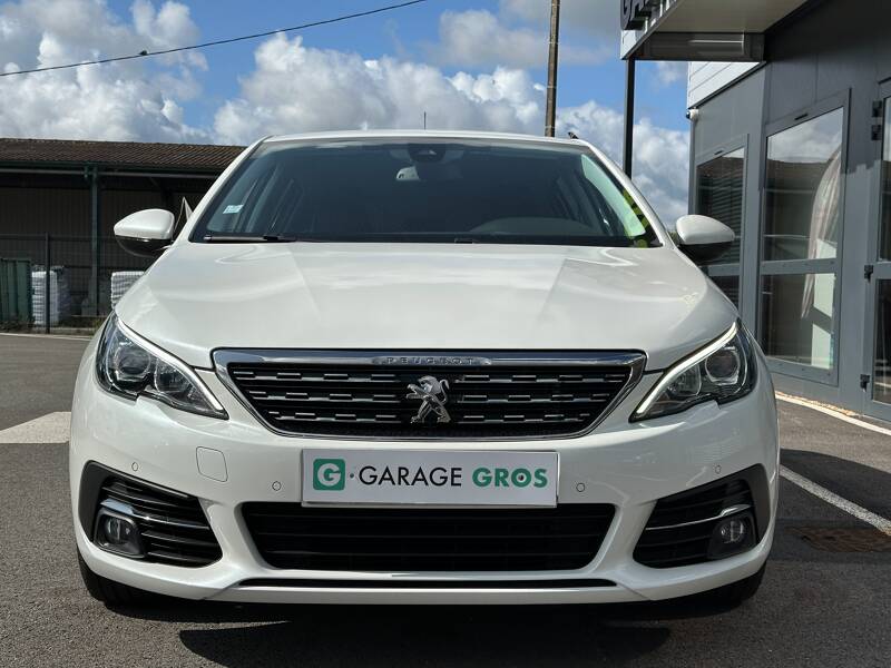 Photo de la voiture PEUGEOT 308 PureTech 130ch S&S BVM6 Allure