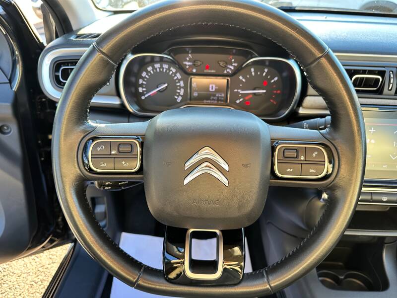 Photo de la voiture CITROEN C3 PureTech 110 S&S BVM6 Shine