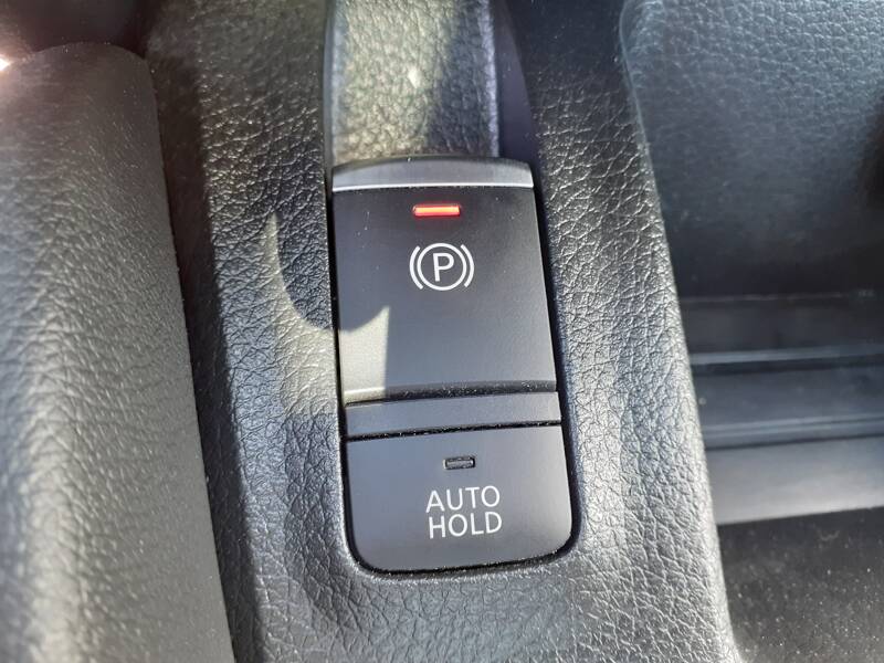 Photo de la voiture NISSAN QASHQAI 1.5 dCi 110 N-Connecta