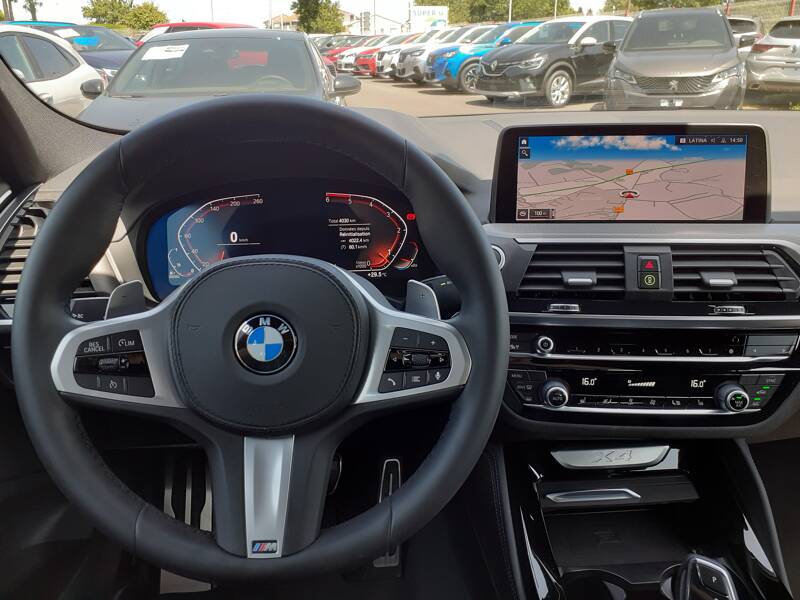 Photo de la voiture BMW X4 G02 xDrive30d 286 ch BVA8 M Sport