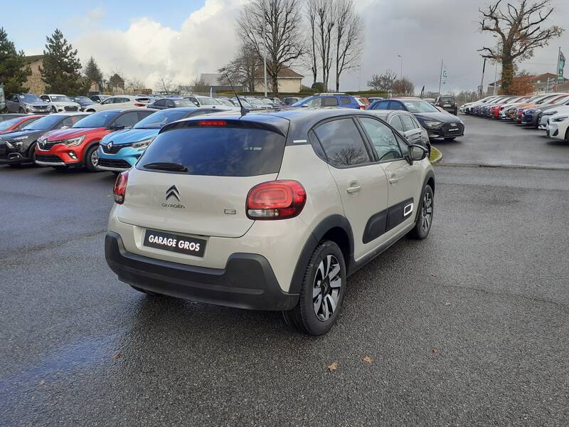 Photo de la voiture CITROEN C3 PureTech 83 S&S BVM5 Shine