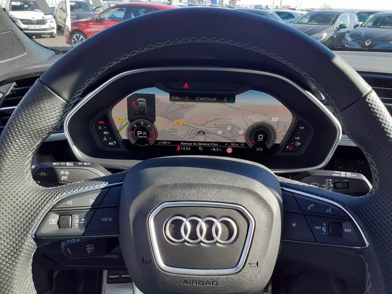 Photo de la voiture AUDI Q3 SPORTBACK 35 TDI 150 ch S tronic 7 S line