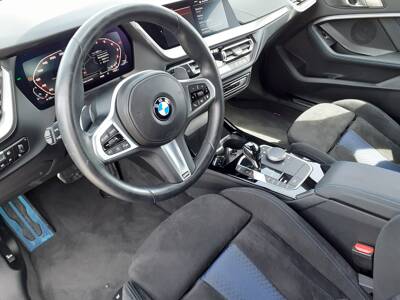 Voir la photo n°4 de la voiture d'occasion BMW SERIE 1 F40 — M135i xDrive 306 ch BVA8