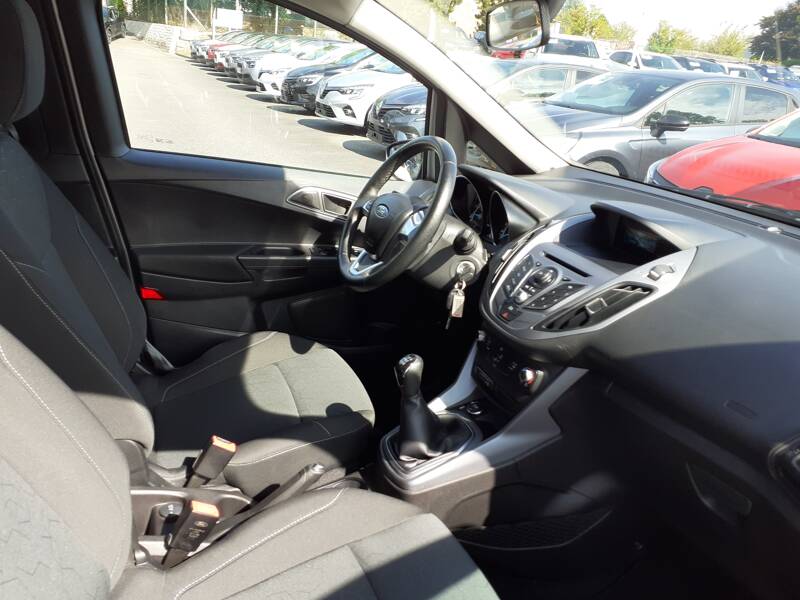 Photo de la voiture FORD B-MAX 1.4 90 Trend