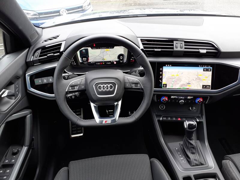 Photo de la voiture AUDI Q3 SPORTBACK 35 TDI 150 ch S tronic 7 S line