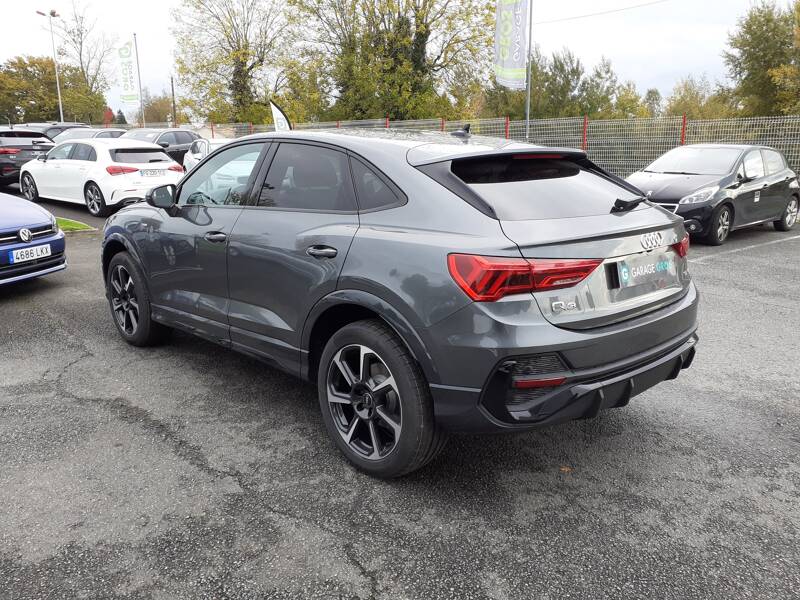 Photo de la voiture AUDI Q3 SPORTBACK 35 TDI 150 ch S tronic 7 S line