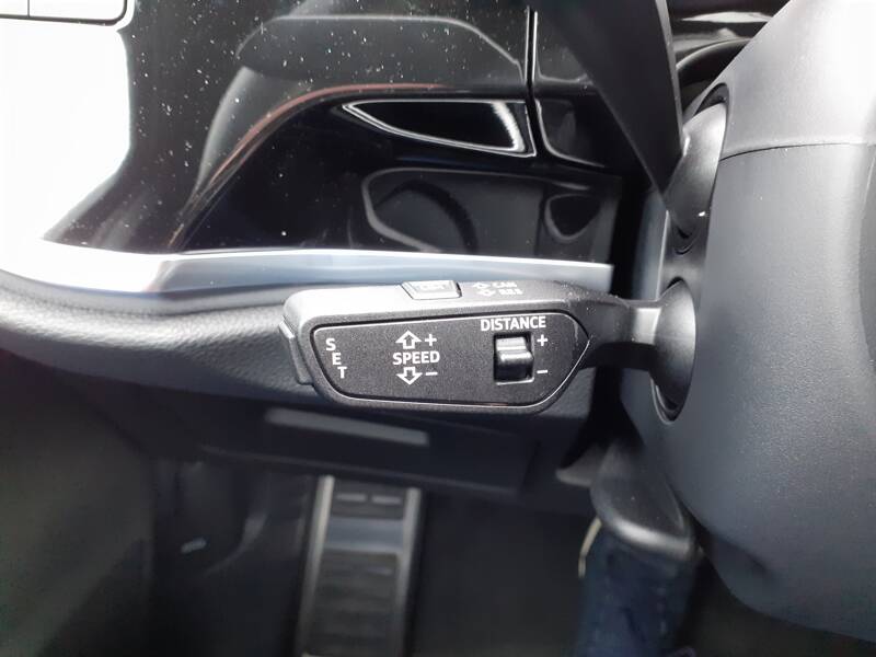 Photo de la voiture AUDI Q3 SPORTBACK 35 TDI 150 ch S tronic 7 S line